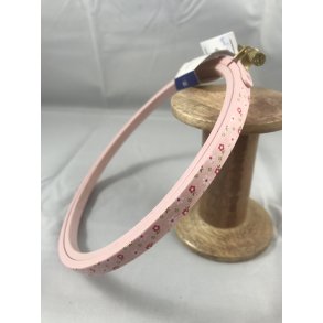 DMC broderiring lyserd